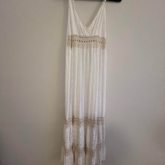 Crochette and Cotton Maxi 
Size S/M Needs a stitch on the back shown in photo - Picture 3 of 6